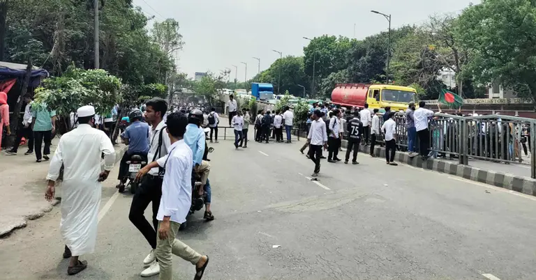 পলিটেকনিক শিক্ষার্থীদের অবরোধ কর্মসূচি